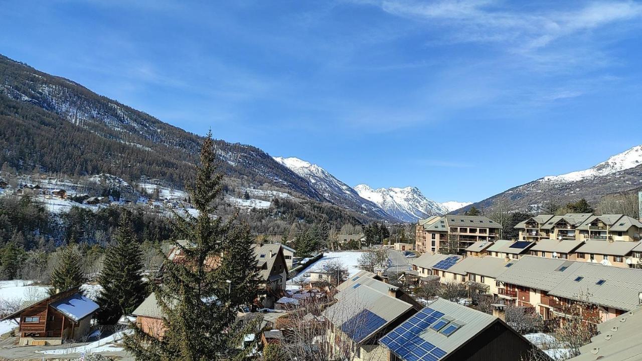 Appartement Vue Montagne, Cosy Et Chaleureux Бриансон Экстерьер фото